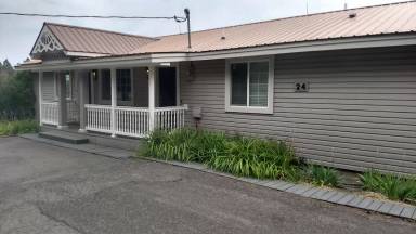 Main picture of 24 Mission View Dr