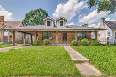 Main picture of 4428 Jefferson St