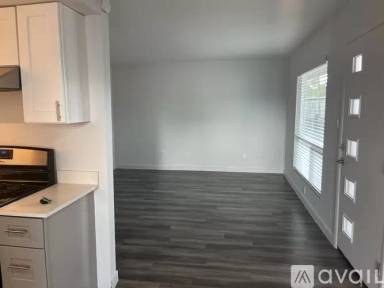 Main picture of 2829 E Osborn Rd