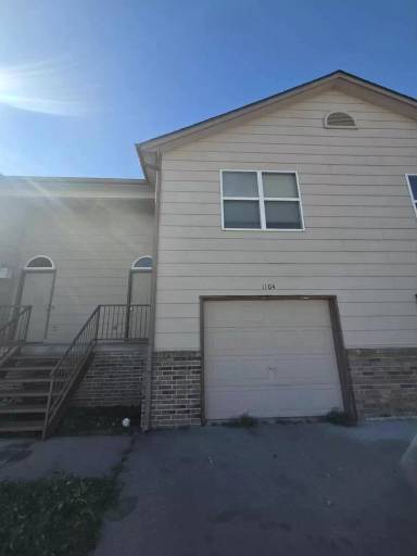 Main picture of 1102 - 1152 Country Club Ln