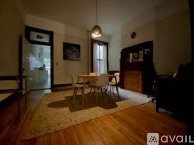 Main picture of 2929 Saint Paul St