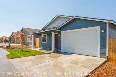 Main picture of 968 SE Maliah Ave