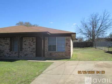 Main picture of 2029 Brandi Ln