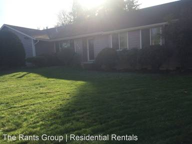 Main picture of 3015 28th Ave SE