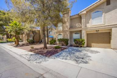 Main picture of 2818 Cool Water Dr