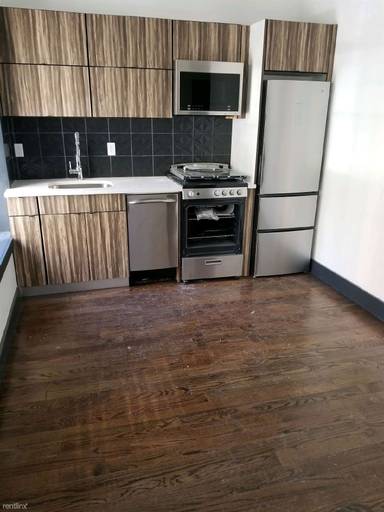 Main picture of 591 Jackson Ave