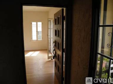 Main picture of 336 N Ogden Dr
