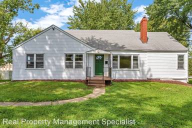 Main picture of 1165 Saint Pierre St