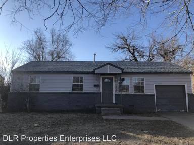 Main picture of 1538 E 51st Pl N