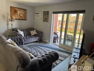 Main picture of 34 Maple Crest Cir