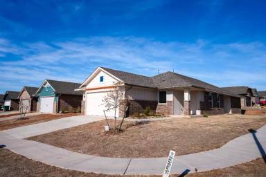 Main picture of 9201 SW 47th St