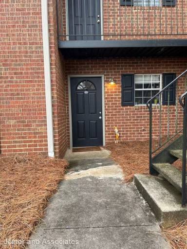 Main picture of 1055 Baxter St