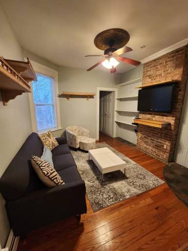 Main picture of 207 Bowers St