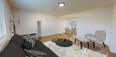 Main picture of 70 Byron Ave