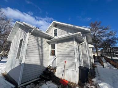 Main picture of 126 N 4th Ave