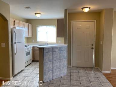 Main picture of 4500 W Lake Mead Blvd