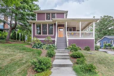 Main picture of 62 Forest Hill Dr