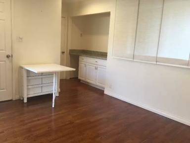 Main picture of 1078 W Riverside Way