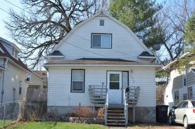 Main picture of 2418 High St