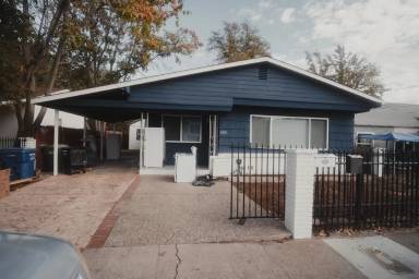 Main picture of 4499 48th St