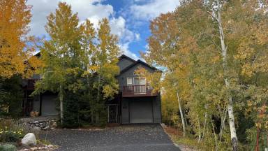 Main picture of 192 Burgundy Cir