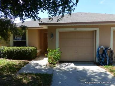 Main picture of 2601-25 Icabod Ct