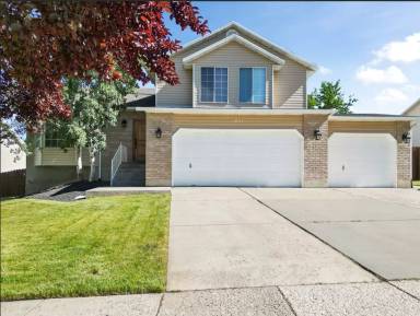 Main picture of 1051 E 11780 S