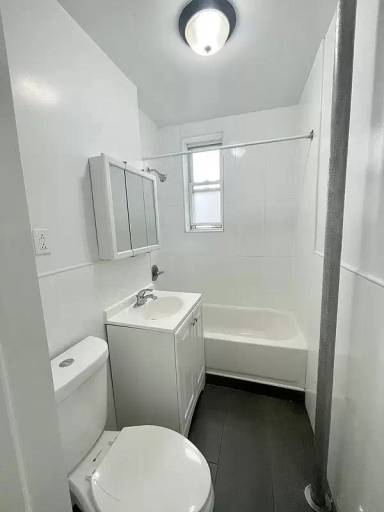 Main picture of 4811 45th St