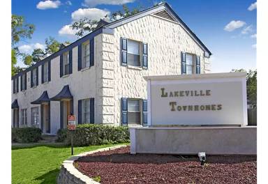 Main picture of Lakeville Townhomes Apartments