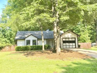 Main picture of 256 Old Atlanta Rd