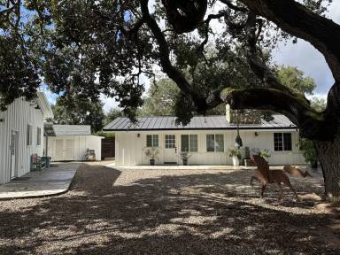 Main picture of 2401 Janin Way - 1