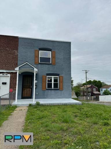 Main picture of 838 Jack St