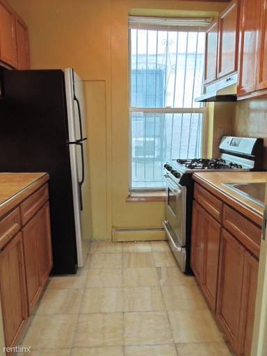 Main picture of 423 Lincoln Pl