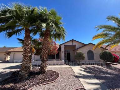 Main picture of 18407 N 137th Dr