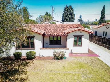 Main picture of 3569 Bandini Ave