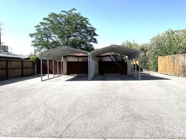 Main picture of 1107 E Water St