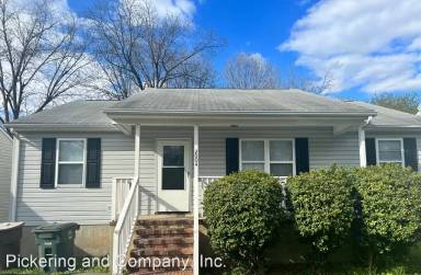 Main picture of 2004 Maywood St
