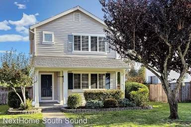 Main picture of 2864 Cox St