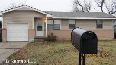 Main picture of 4821 NW Pollard Ave