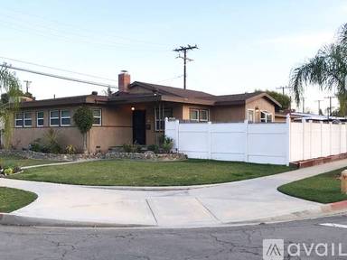 Main picture of 6102 E Monlaco Rd