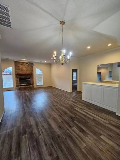 Main picture of 3820 Cord Cir