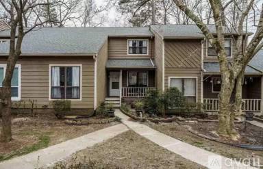 Main picture of 632 Applecross Dr