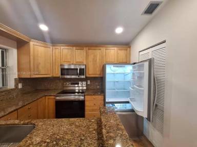 Main picture of 22295 Timberly Dr