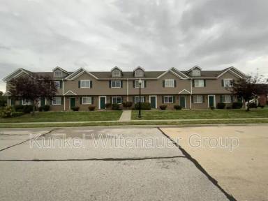 Main picture of 700 Fountain View Dr