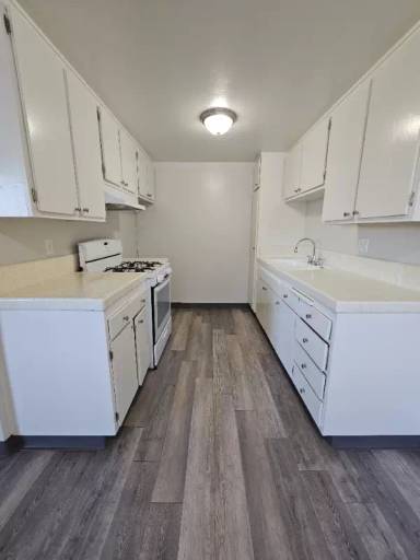 Main picture of 1135 W I St