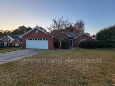 Main picture of 914 Cannock St