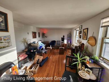 Main picture of 2133 Spring Garden St