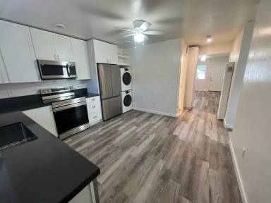 Main picture of 8322 Fresno Ave