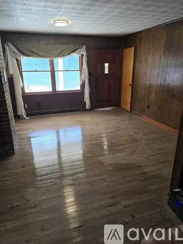 Main picture of 481 Charlie Brown Rd