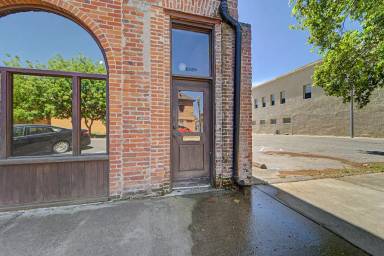 Main picture of 312 1st St